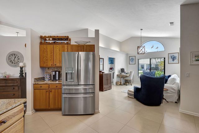 10705 SE Seabreeze Court, Hobe Sound, FL 33455