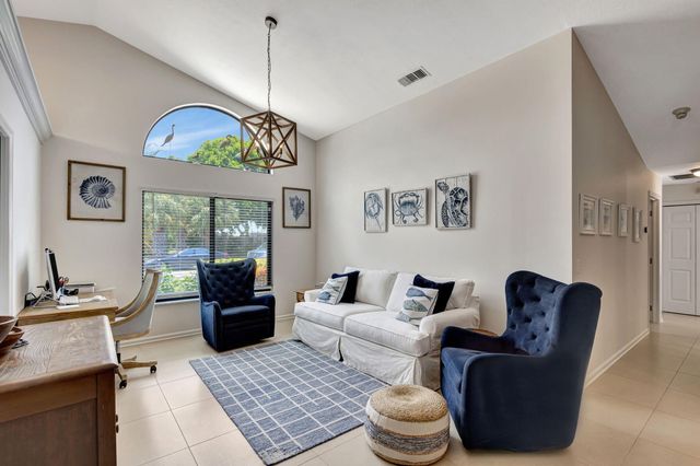10705 SE Seabreeze Court, Hobe Sound, FL 33455