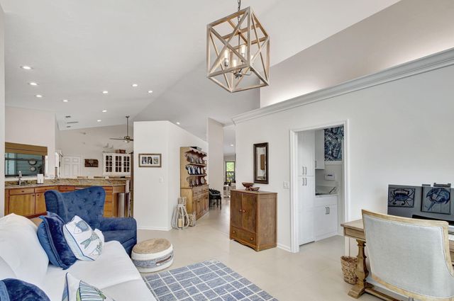 10705 SE Seabreeze Court, Hobe Sound, FL 33455