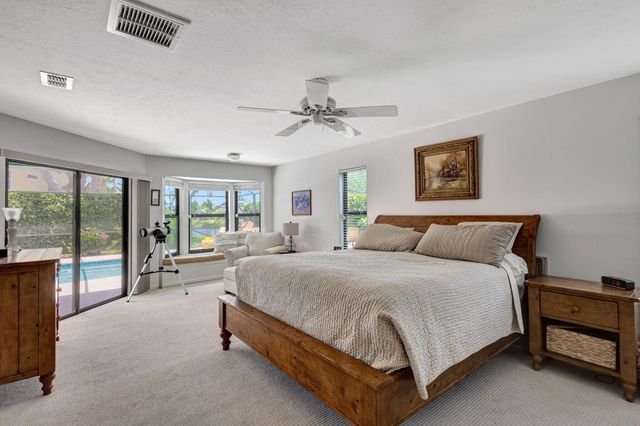 10705 SE Seabreeze Court, Hobe Sound, FL 33455