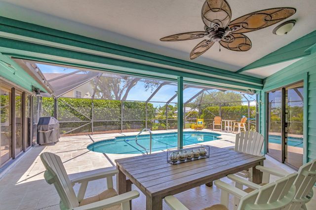 10705 SE Seabreeze Court, Hobe Sound, FL 33455