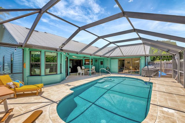 10705 SE Seabreeze Court, Hobe Sound, FL 33455