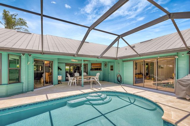 10705 SE Seabreeze Court, Hobe Sound, FL 33455