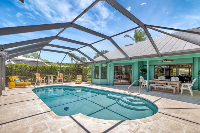 10705 SE Seabreeze Court, Hobe Sound, FL 33455