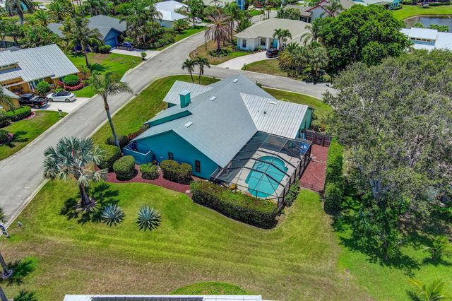 10705 SE Seabreeze Court, Hobe Sound, FL 33455