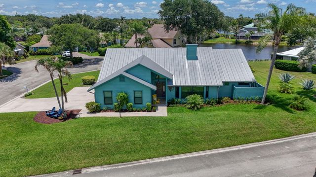 10705 SE Seabreeze Court, Hobe Sound, FL 33455