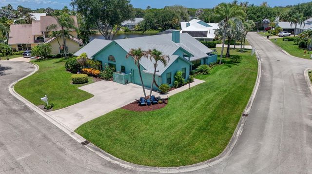 10705 SE Seabreeze Court, Hobe Sound, FL 33455