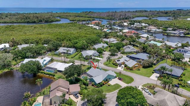 10705 SE Seabreeze Court, Hobe Sound, FL 33455