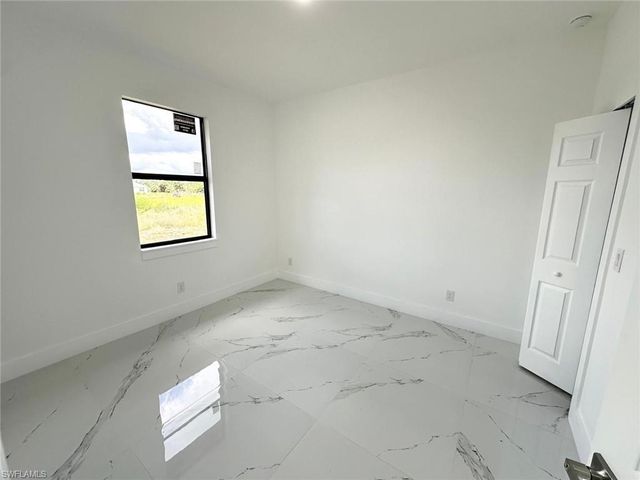 612 Ames ST E, Lehigh Acres, FL 33974