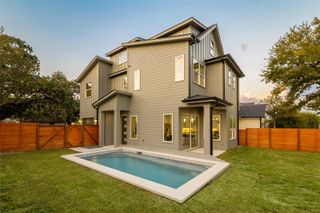 1181 Leona ST, Austin, TX 78702