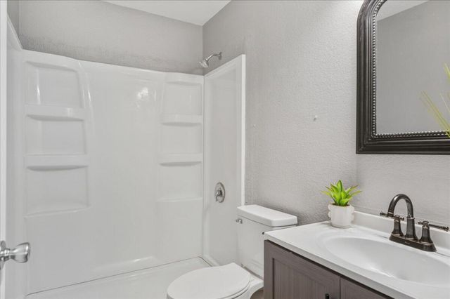 2253 N Fay Avenue, Springfield, MO 65803