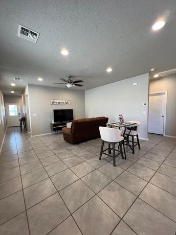 4820 Blackburn Road NE, Rio Rancho, NM 87144