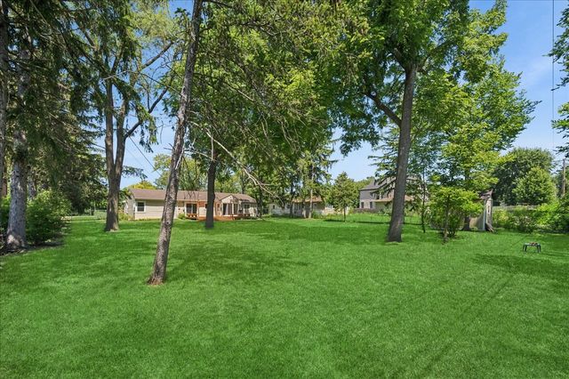 3691 Walters Avenue, Northbrook, IL 60062