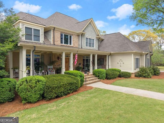 594 Peachtree Road, Hoschton, GA 30548