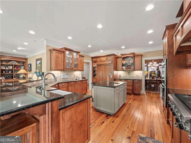 594 Peachtree Road, Hoschton, GA 30548