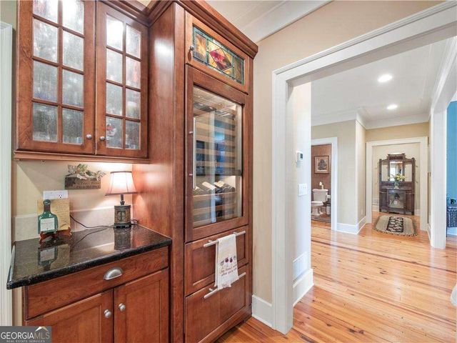 594 Peachtree Road, Hoschton, GA 30548