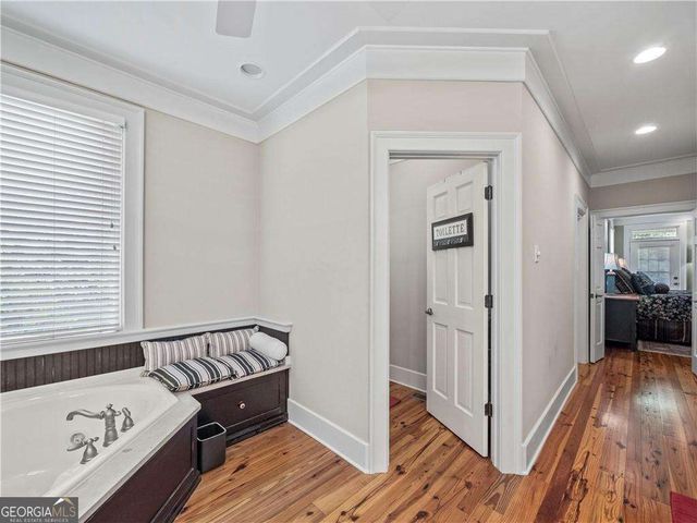 594 Peachtree Road, Hoschton, GA 30548