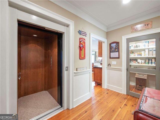 594 Peachtree Road, Hoschton, GA 30548