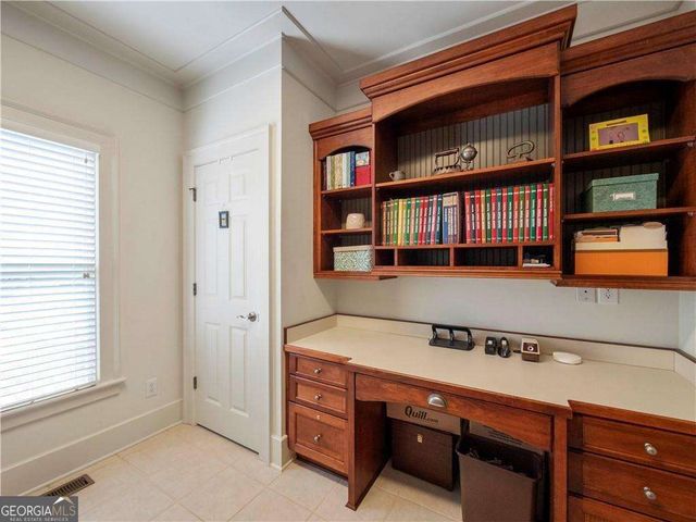 594 Peachtree Road, Hoschton, GA 30548