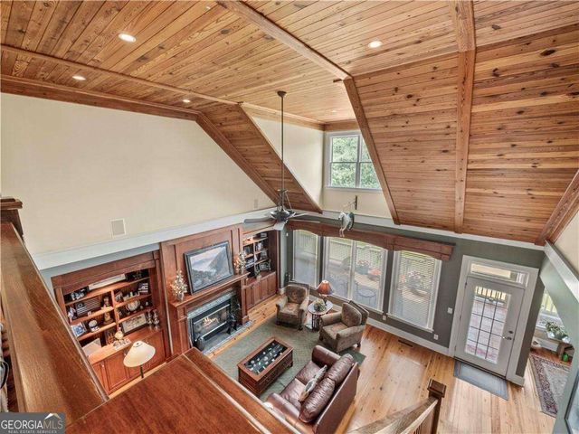 594 Peachtree Road, Hoschton, GA 30548
