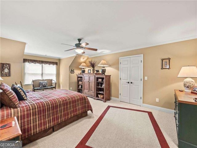 594 Peachtree Road, Hoschton, GA 30548