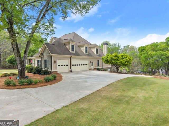 594 Peachtree Road, Hoschton, GA 30548