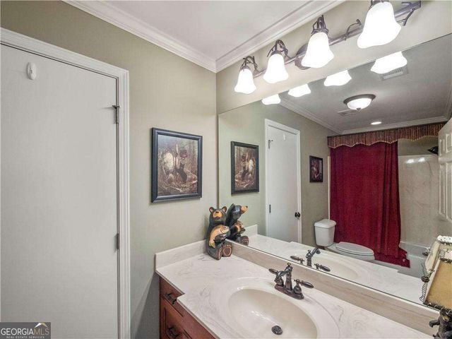594 Peachtree Road, Hoschton, GA 30548
