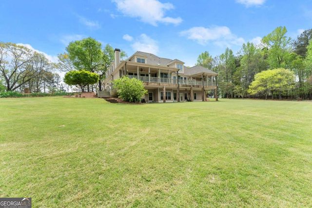 594 Peachtree Road, Hoschton, GA 30548