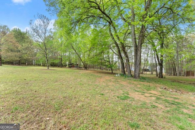 594 Peachtree Road, Hoschton, GA 30548