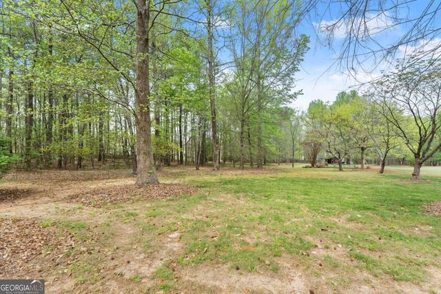 594 Peachtree Road, Hoschton, GA 30548