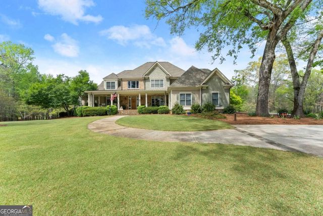 594 Peachtree Road, Hoschton, GA 30548