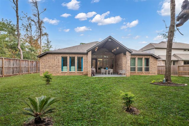633 North Rivus Overlook Drive, Willis, TX 77318