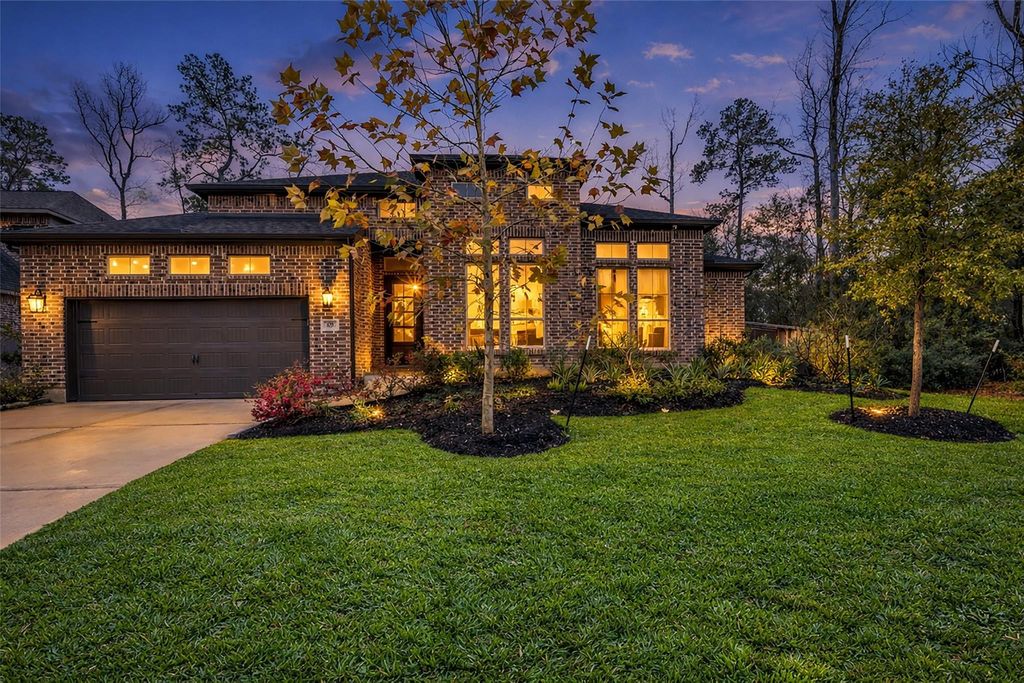 633 North Rivus Overlook Drive, Willis, TX 77318