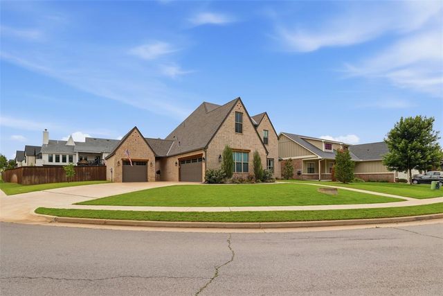 2801 Tandem Bike Trail, Edmond, OK 73034
