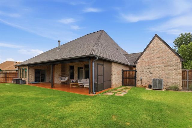 2801 Tandem Bike Trail, Edmond, OK 73034