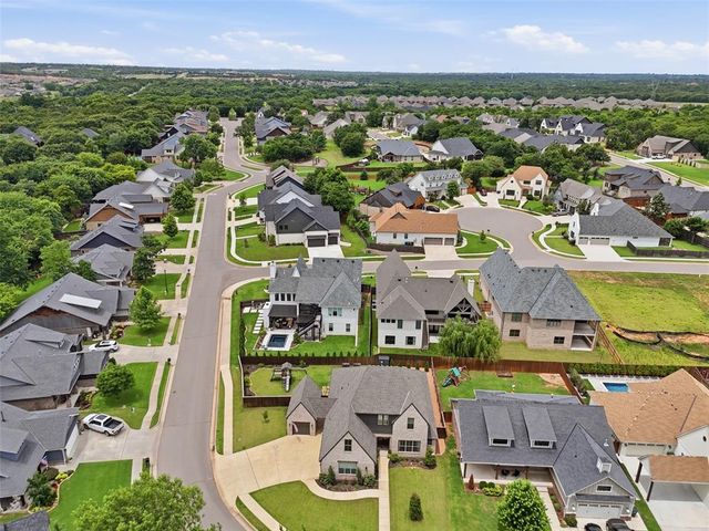 2801 Tandem Bike Trail, Edmond, OK 73034