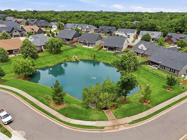 2801 Tandem Bike Trail, Edmond, OK 73034