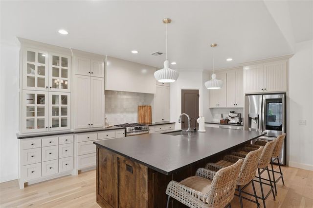 2801 Tandem Bike Trail, Edmond, OK 73034