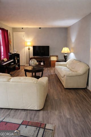 375 Derbyshire Drive, Stone Mountain, GA 30088