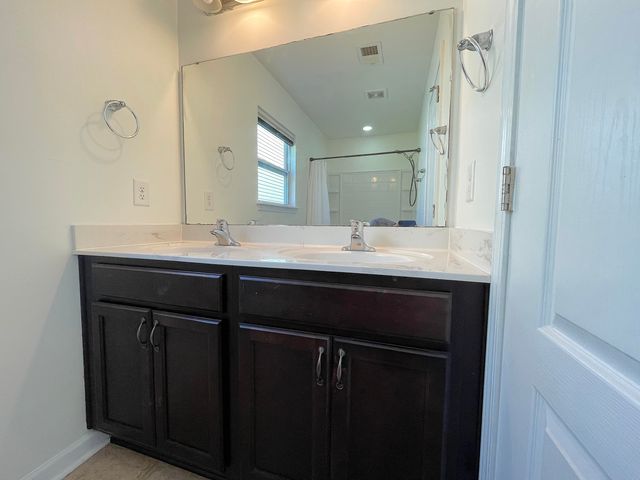 255 Coosawatchie Street, Summerville, SC 29485