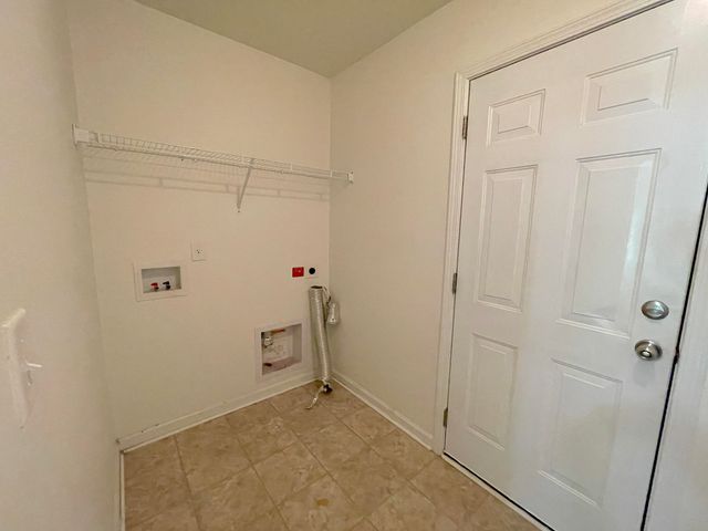 255 Coosawatchie Street, Summerville, SC 29485
