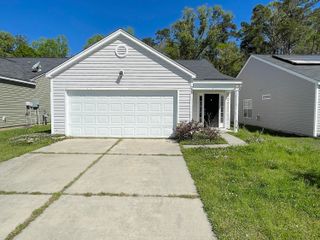 255 Coosawatchie Street, Summerville, SC 29485