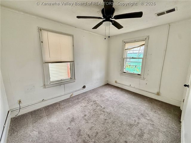 421 26th Street, Huntington, WV 25703