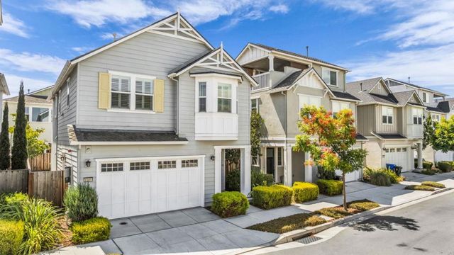 8348 Blue Anchor Way, Newark, CA 94560