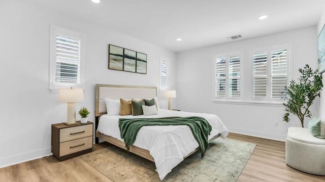 8348 Blue Anchor Way, Newark, CA 94560
