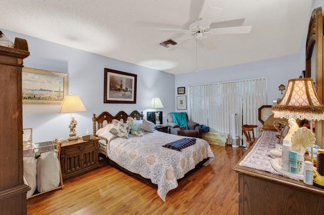 4305 LUCERNE VILLAS Lane, Lake Worth, FL 33467