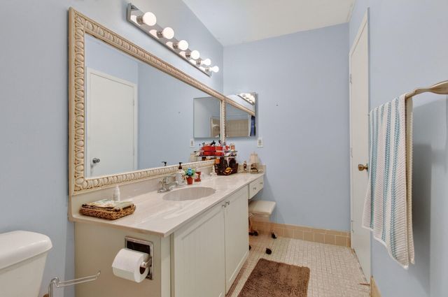 4305 LUCERNE VILLAS Lane, Lake Worth, FL 33467