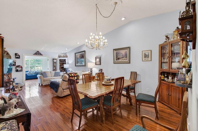 4305 LUCERNE VILLAS Lane, Lake Worth, FL 33467