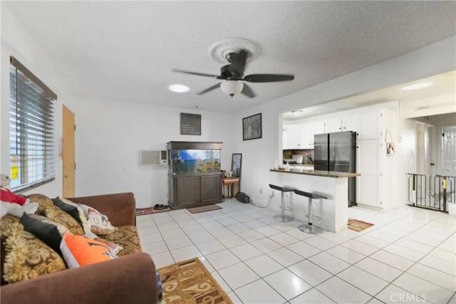 8211 Wilbarn, Paramount, CA 90723