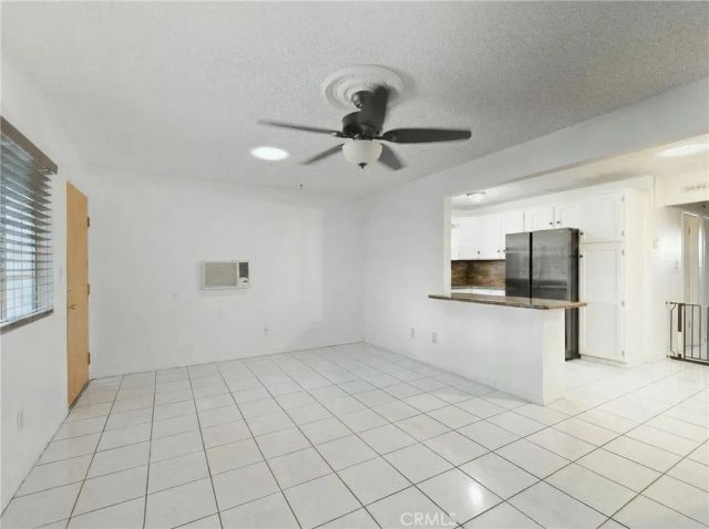 8211 Wilbarn, Paramount, CA 90723